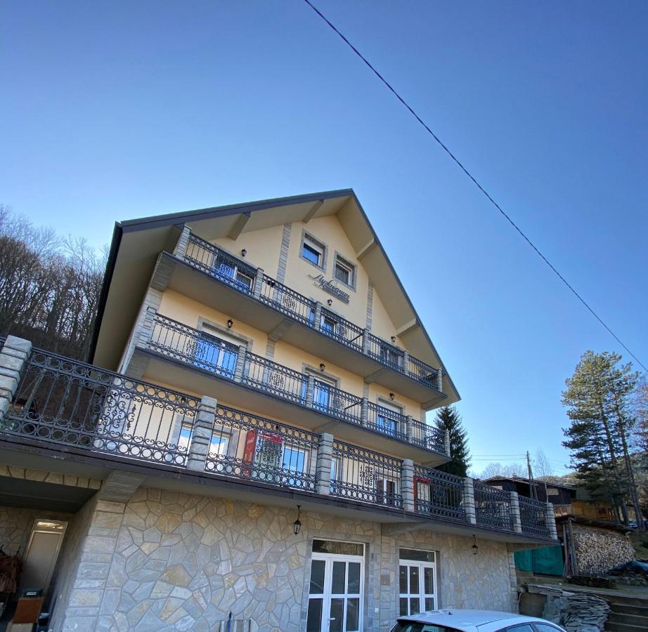 Luznjanin Restoran I Sobe Hotel Josanicka Banja Kültér fotó