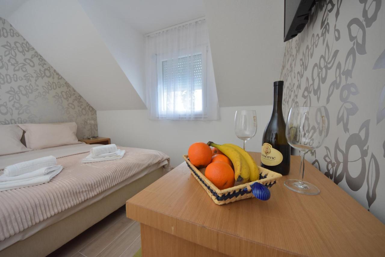 Luznjanin Restoran I Sobe Hotel Josanicka Banja Kültér fotó