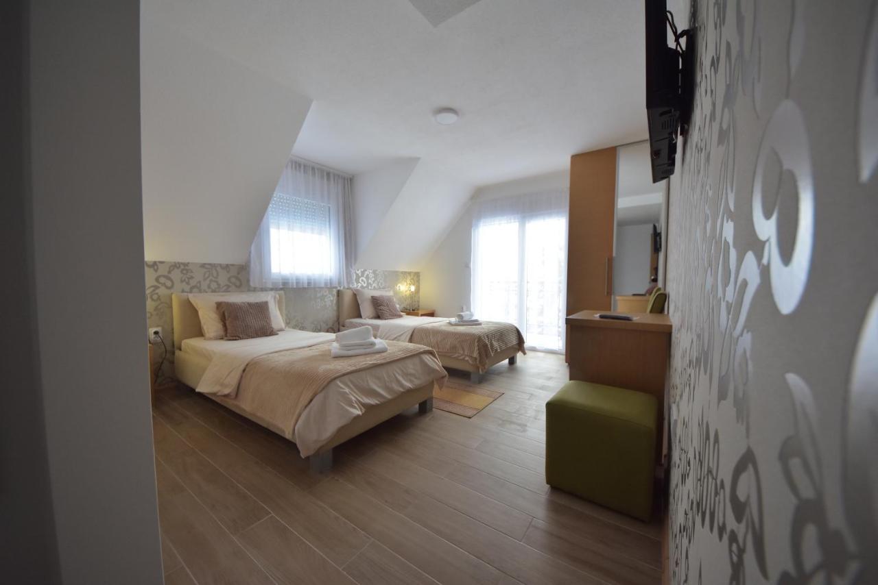 Luznjanin Restoran I Sobe Hotel Josanicka Banja Kültér fotó