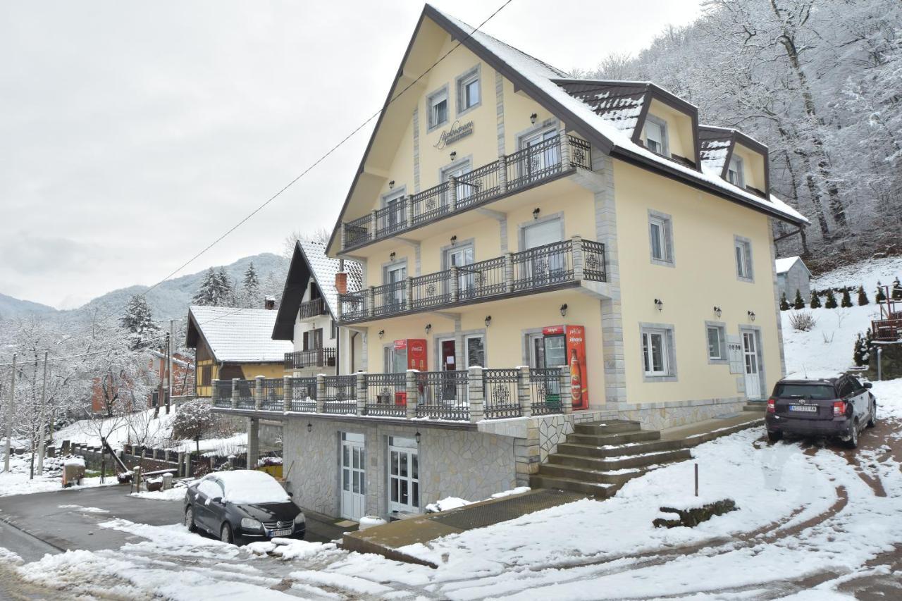Luznjanin Restoran I Sobe Hotel Josanicka Banja Kültér fotó