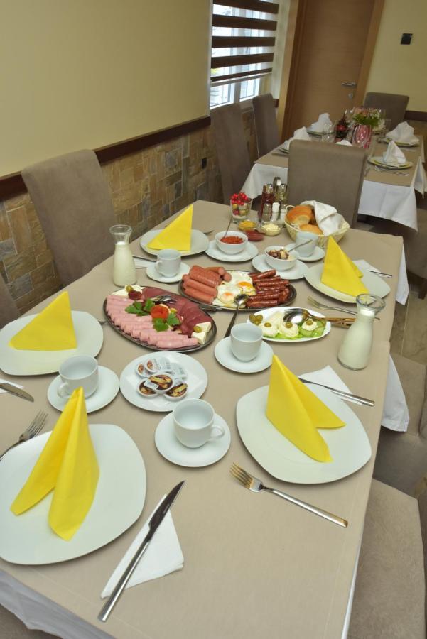 Luznjanin Restoran I Sobe Hotel Josanicka Banja Kültér fotó