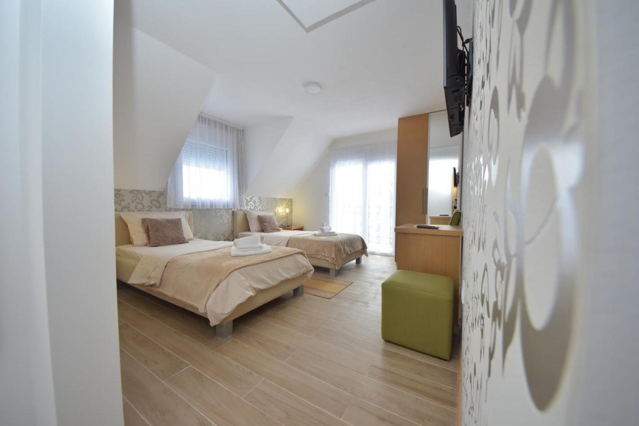 Luznjanin Restoran I Sobe Hotel Josanicka Banja Kültér fotó